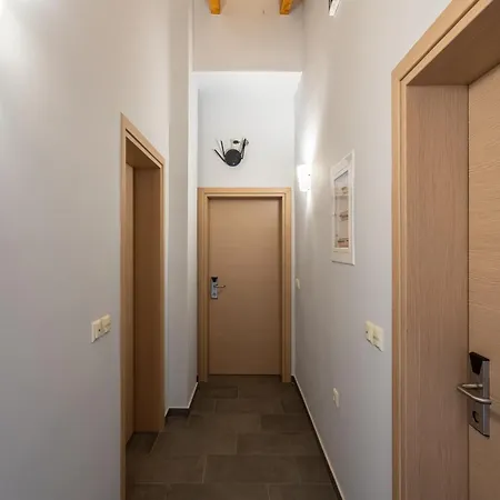 Petrino Serene Lägenhet