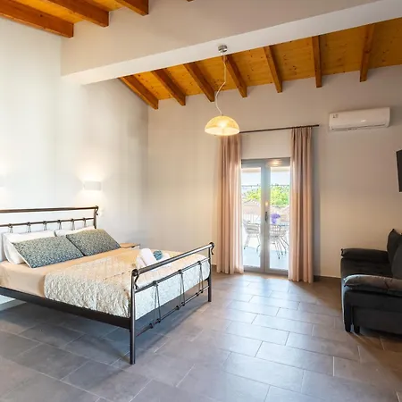 Lägenhet Petrino Serene