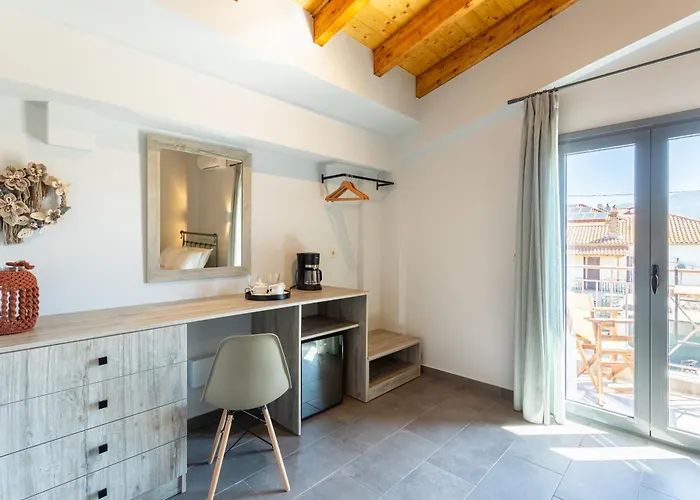 Petrino Serene * Kakovatos (Elis)